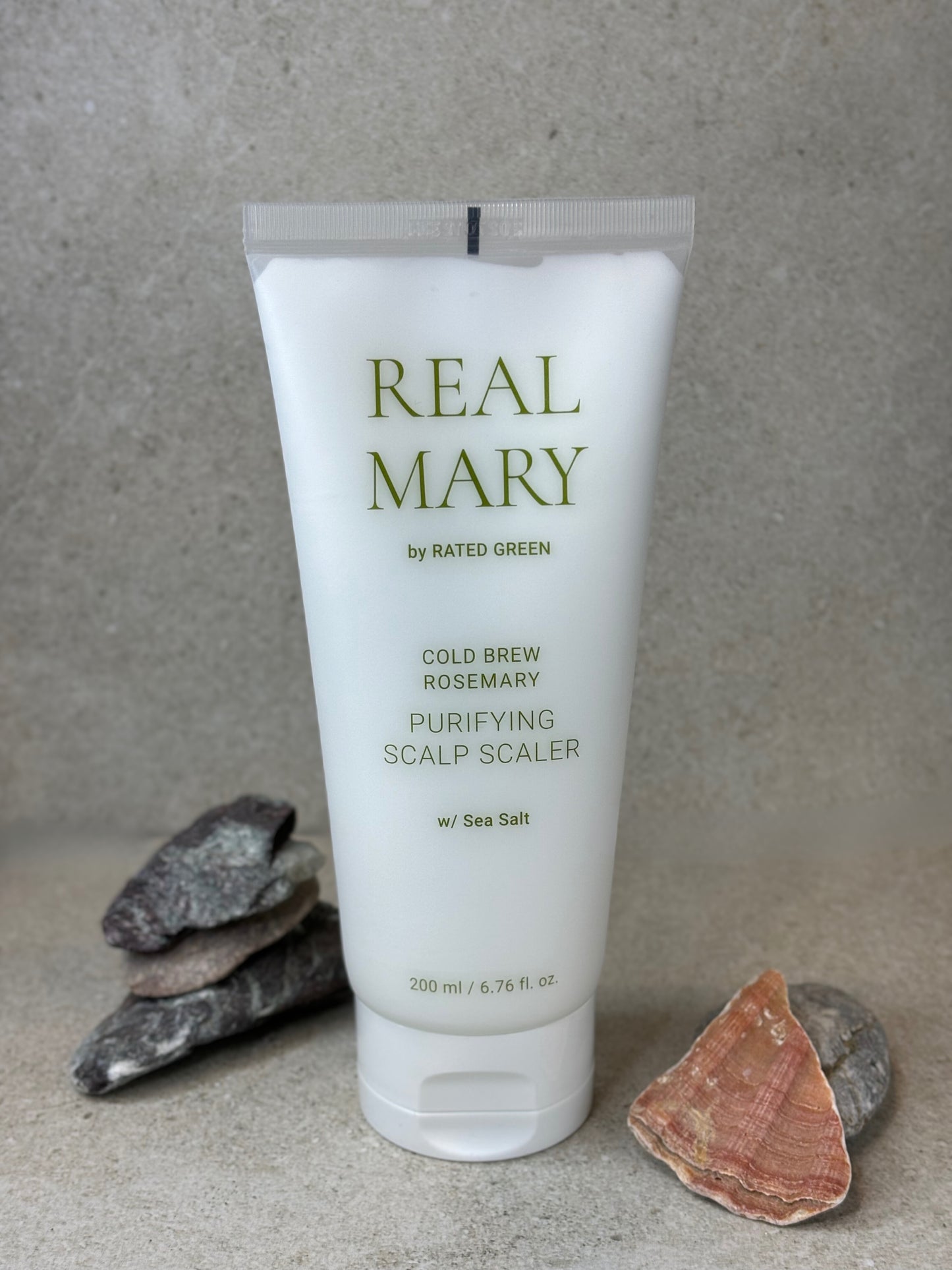 Rated Green REAL MARY valomasis galvos odos šveitiklis su rozmarinu